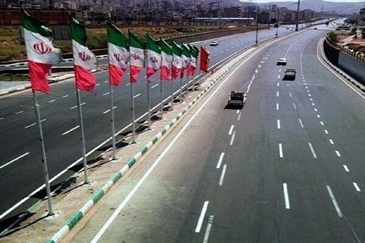 جانشین پلیس راهور تهران بزرگ اعلام کرد: از ساعت ۲۲ امشب مسیر شمال به جنوب بزرگراه یادگار امام (ره) به بزرگراه هاشمی رفسنجانی مسدود خواهد بود.