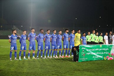 پنجره استقلال بسته ماند