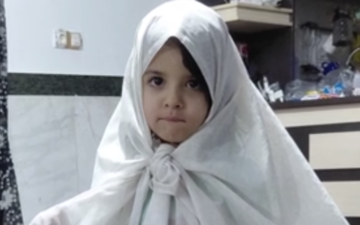 مردم کرمانشاه امروز علاوه بر بدرقه شهدای امنیت، با ملینای خردسال که به دستِ ترویستهای مسلح؛ شهید شده بود هم وداع کردند.