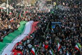 مردم با همت و هویت خود، ایران اسلامی را سربلند کردند