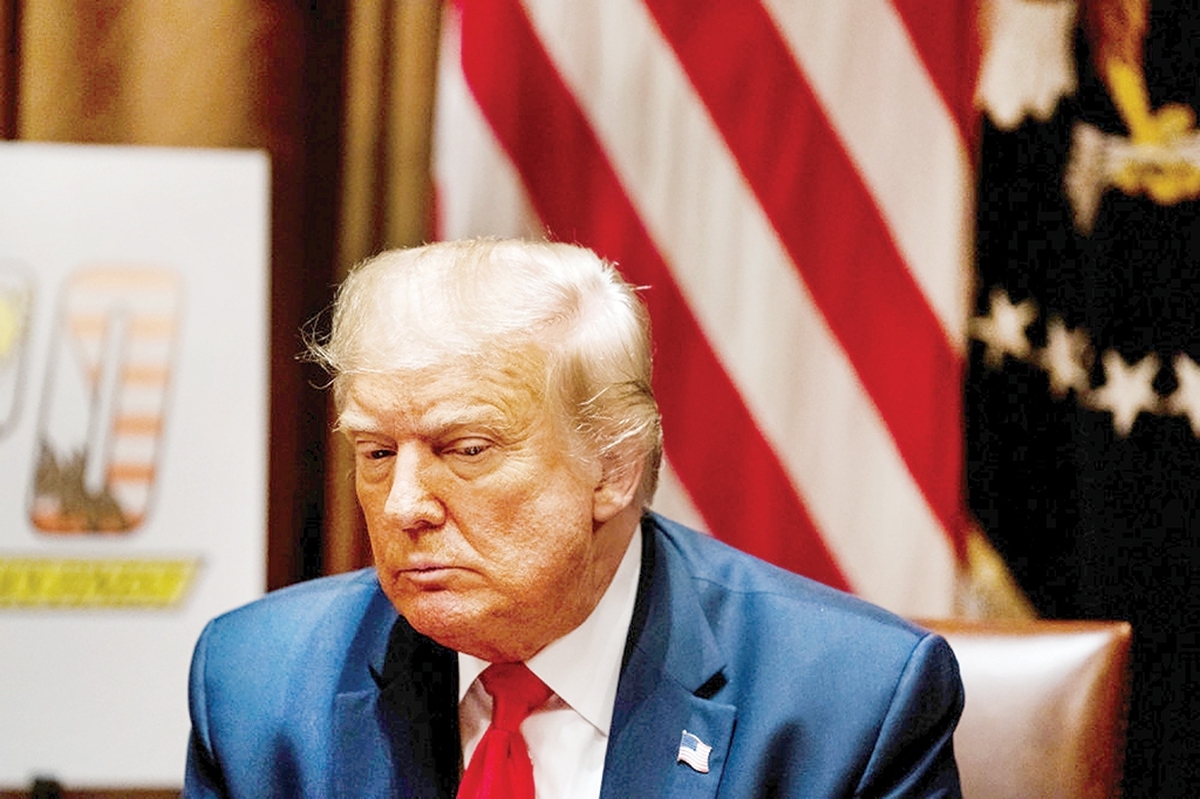 یک هفته ازاقدامات تروریستی عوامل جیره‌خواردستگاه‌های امنیتی آمریکایی ــ صهیونی به‌منظورپیشبرد پروژه کشته‌سازی و با هدف دخالت سیاسی و نظامی به‌منظور تغییر نظام در ایران می‌گذرد. پروژه‌ای که با انتشار پست دونالد ترامپ مبنی ‌بر دخالت نظامی در صورت کشته شدن معترضان وارد فاز تازه‌ای در خیابان‌های کشور شد. اکنون به نظر می‌رسد دستگاه محاسباتی کاخ‌سفید که در قبضه جنگ‌طلبان و تندروها قرار دارد با اشتباه محاسباتی فاحش در آستانه خطا و ریسکی بزرگ برای منافع و دارایی‌های آمریکا در منطقه غرب آسیا قرار گرفته است.