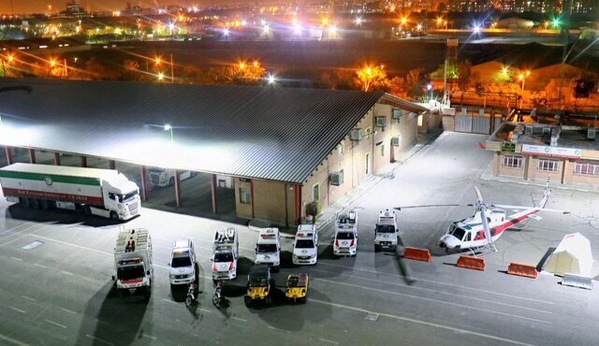 مرکز کنترل و هماهنگی عملیات EOC سازمان امداد و نجات جمعیت هلال احمر از آماده‌باش تیم‌های عملیاتی هلال احمر در پی هشدار هواشناسی خبر داد.