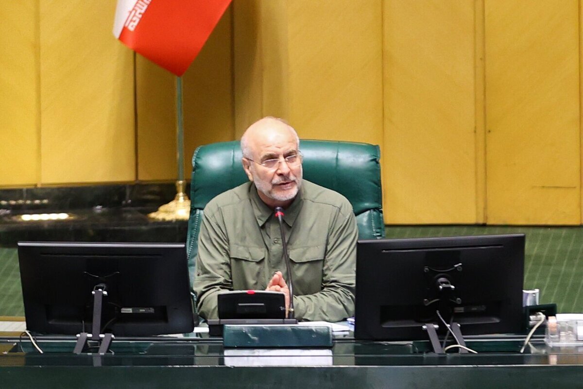 رئیس مجلس شورای اسلامی در پاسخ تذکری درباره ارجاع ماده‌ای به کمیسیون گفت: تفسیر آیین‌نامه داخلی مجلس با هیئت رئیسه مجلس بوده و رئیس جلسه می‌تواند موضوعات را برای رفع ابهام به کمیسیون ارجاع دهد.