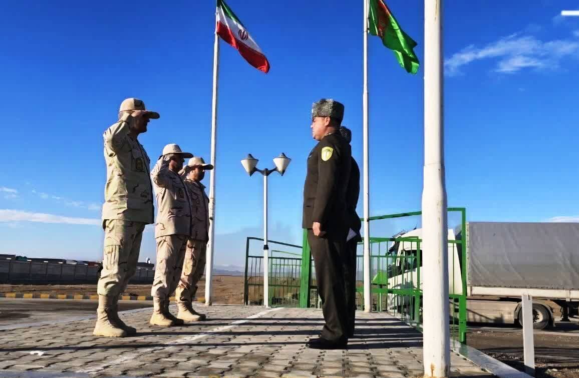 مسولان ایران و ترکمنستان در مرزهای لطفآباد و سرخس «نشست مرزی» برگزار کردند مسولان ایران و ترکمنستان در مرزهای لطفآباد و سرخس «نشست مرزی» برگزار کردند