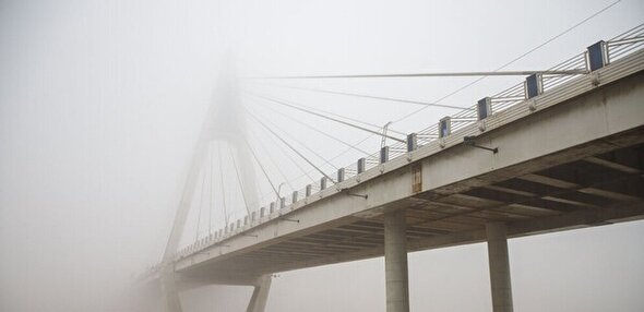 هشدار نارنجی هواشناسی؛ «مه» دید رانندگان را محدود می‌کند