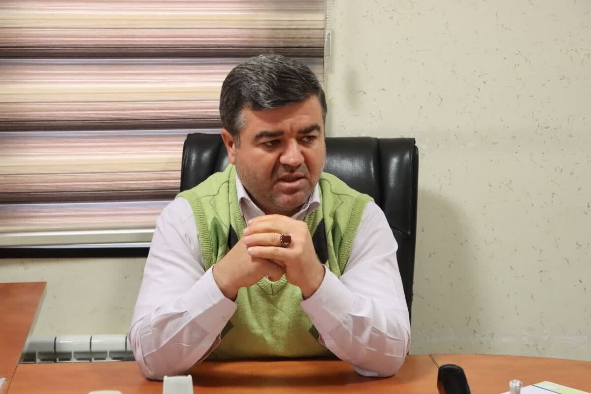 روشن، رئیس کمیسیون فرهنگی شورای اسلامی شهر محمدیه و مهرگان، از آغاز ثبت‌نام مراسم معنوی اعتکاف در این دو شهر خبر داد.