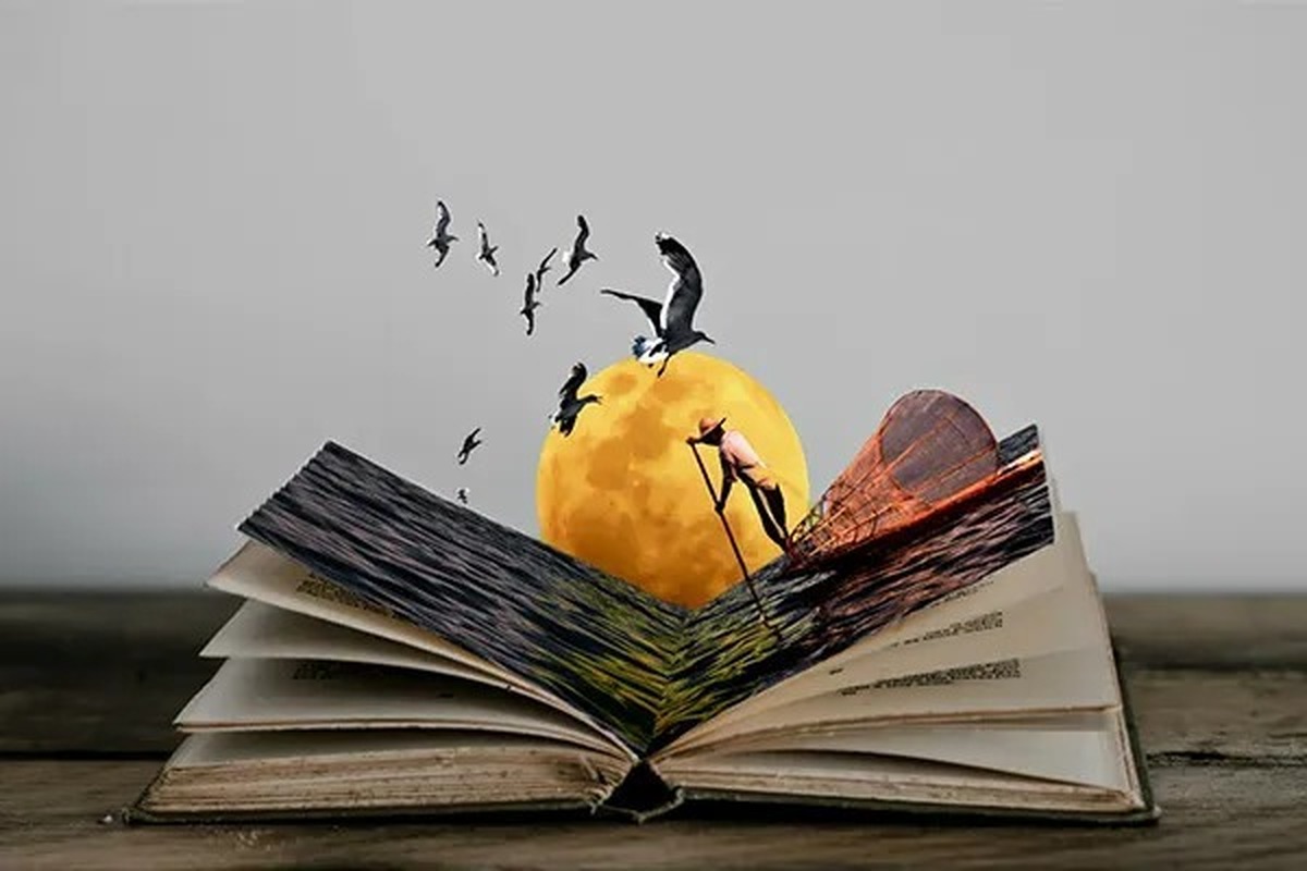 در این‌روزها اگر فرصتی دست داده و زندگانی مجالی داده باشد و سری به کتابفروشی¬ها زده باشید و نگاهی به تازه¬های ادبیات داستانی انداخته باشید، حتما با محتواهای کم‌و‌بیش یکسانی مواجه شده‌اید. ادبیات داستانی این‌روزها بیش از هرچیز، خالی از محتوای متفاوت است و البته این موضوع مرتبط به امروز و دیروز نیست و ادبیات داستانی ما، همواره از منظر تنوع ژانر، دچار نوعی کمبود ساختاری بوده است. 