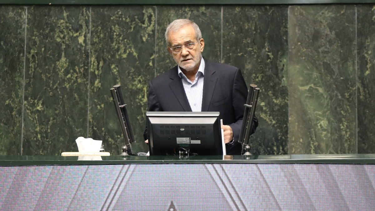 مسعود پزشکیان،رئیس‌جمهور در مجلس شورای اسلامی اعلام کرد: بودجه سال آینده با رقم ۱۴۴۱ میلیارد و ۴۱۷ میلیون و ۵۰۰ هزار و ۵۶۰۰ ریال و با هدف جلوگیری از کسری بودجه و مهار تورم تدوین شده است.