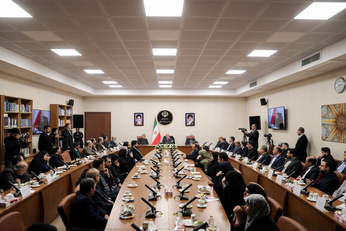 رئیس جمهور با تأکید بر نقش این معاونت به‌عنوان اتاق فکر دولت و رصدخانه کارشناسی کشور، استفاده از نظرات نخبگان، کار تیمی و انجام اصلاحات ریشه‌ای را شرط اساسی عبور از ناترازی‌ها و حل مشکلات ساختاری کشور دانست.