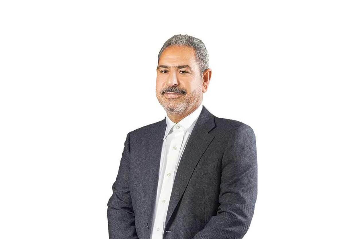 وزارت آموزش‌و پرورش‌ به‌عنوان نهادی که مسئول تربیت نسل آینده کشور است هر سال با چالش کمبود بودجه مواجه می‌شود. ‌براساس لایحه‌ای ‌که دولت برای بودجه سال آینده کشور به مجلس فرستاده رقم درخواستی برای این وزارتخانه ‌نسبت به امسال با رشد ۲۴.۱درصدی همراه بوده و این در‌حالی است ‌که بیش از ۹۸درصد بودجه آموزش‌و‌پرورش صرف پرداخت حقوق و دستمزد می‌شود.