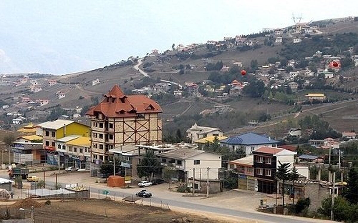 زمین‌خواری در اردبیل دیگر تنها به دیوارکشی‌های شبانه و تصرف‌های آشکار محدود نمی‌شود‌؛ امروز این پدیده در قالب تغییر کاربری‌های خزنده، ساخت‌وسازهای تدریجی و پرونده‌های حقوقی پیچیده، آرام و بی‌صدا پیش می‌رود.