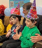 وقتی تولد، رنگ انسانیت می‌گیرد؛ روزی برای خندیدن کودکان بی‌پناه