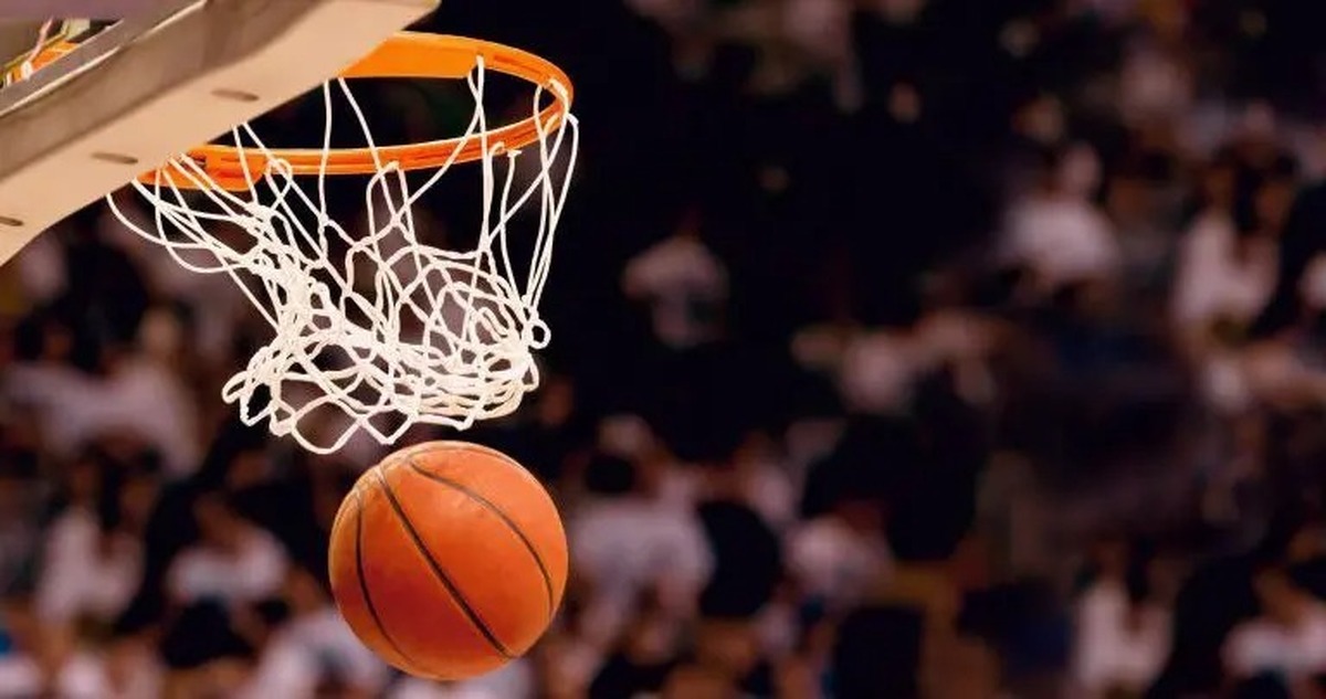 دیدارهای هفته سیزدهم لیگ برتر بسکتبال بانوان با برتری تیم‌های کاسپین، قهوه باتسام مشهد، استقلال تهران و آکادمی سحر همراه بود.