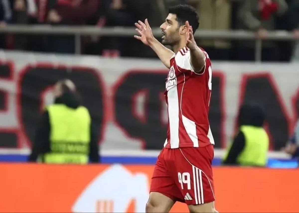 فوتبالیست داریم تا فوتبالیست. یکی به سرعت تمام می‌شود و تمام استعدادهایش را خواسته یا ناخواسته نقش بر آب می‌کند، یکی هم تا مرز ۴۰ سالگی می‌درخشد. البته که دسته دوم جز استثنا‌ها هستند. مهدی طارمی فاصله زیادی با دسته دومی‌ها دارد، چون حتی ۳۴ ساله هم نشده است، اما اکنون با ۳۳ سال سن جز سن بالا‌ها محسوب میشود.