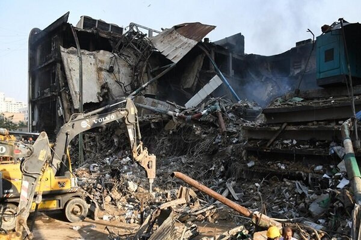 تعداد کشته‌شدگان آتش‌سوزی یک مرکز خرید در کراچی پاکستان رخ داد، به ۶۰ نفر افزایش یافت.