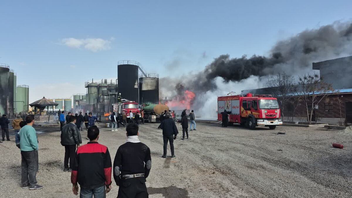 سرپرست اداره‌کل مدیریت بحران استان قزوین، با تأکید بر ضرورت نگاه پیشگیرانه مخاطراتی در واحد‌های تولیدی و صنعتی گفت: حادثه حریق اخیر در شرکت بهروز پالایش بوئین‌زهرا نشان داد که اجرای دقیق ضوابط ایمنی و آموزش‌های مدیریت بحران می‌تواند از خسارات گسترده جلوگیری کند.