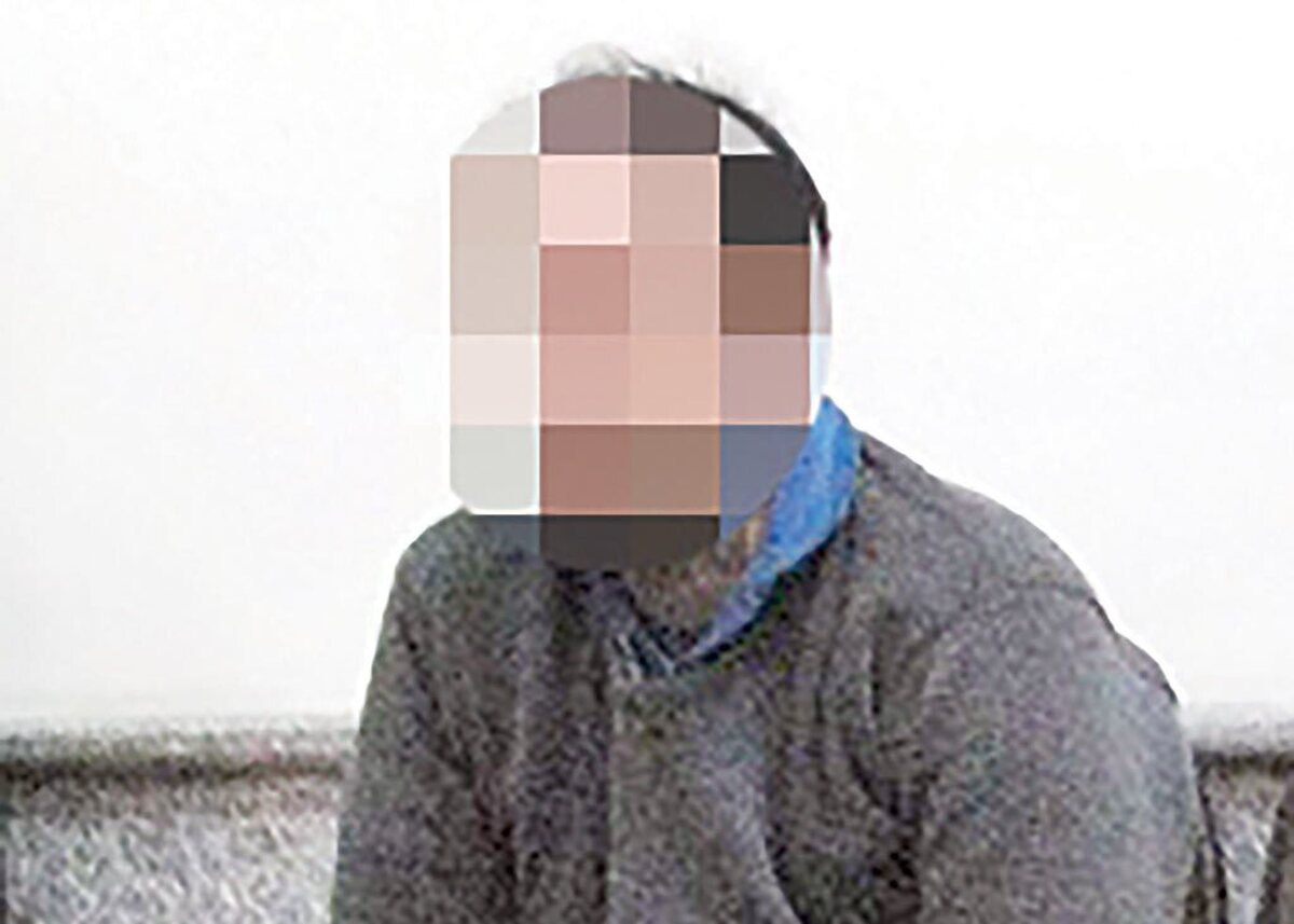 مرد سابقه‌دار که همراه پسرش با موتورسیکلت در جنوب و جنوب شرق تهران تردد و با سلاح قلابی مردم را تهدید و گوشی‌های‌شان را سرقت می‌کرد، بازداشت شد.