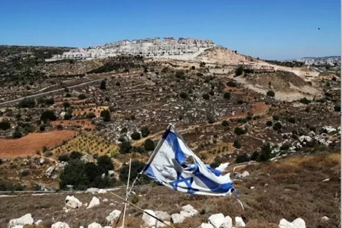 ۸ کشور عربی و اسلامی در بیانیه ‌ای مشترک تصمیمات اخیر رژیم صهیونیستی برای تحمیل حاکمیت غیرقانونی و تثبیت شهرک‌سازی در اراضی اشغالی فلسطین را به‌ شدت محکوم کردند.