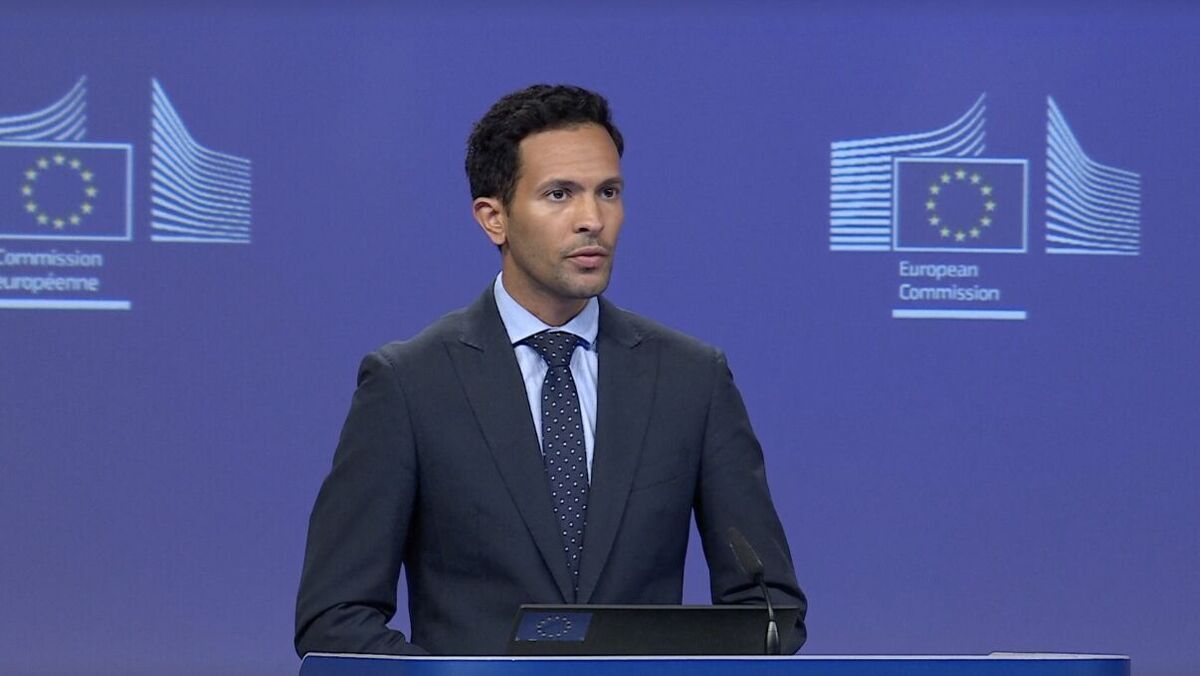 سخنگوی ارشد کمیسیون اروپا با استقبال از روند مذاکرات غیر مستقیم ایران و آمریکا بر لزوم فرصت دادن به دیپلماسی در موضوع هسته‌ای ایران تاکید کرد.