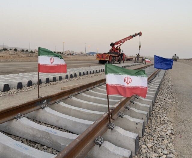 آغاز عملیات اجرایی و بهرهبرداری از ۱۶ همت طرح مسکن، راه و ریلی در خراسانرضوی آغاز عملیات اجرایی و بهرهبرداری از ۱۶ همت طرح مسکن، راه و ریلی در خراسانرضوی