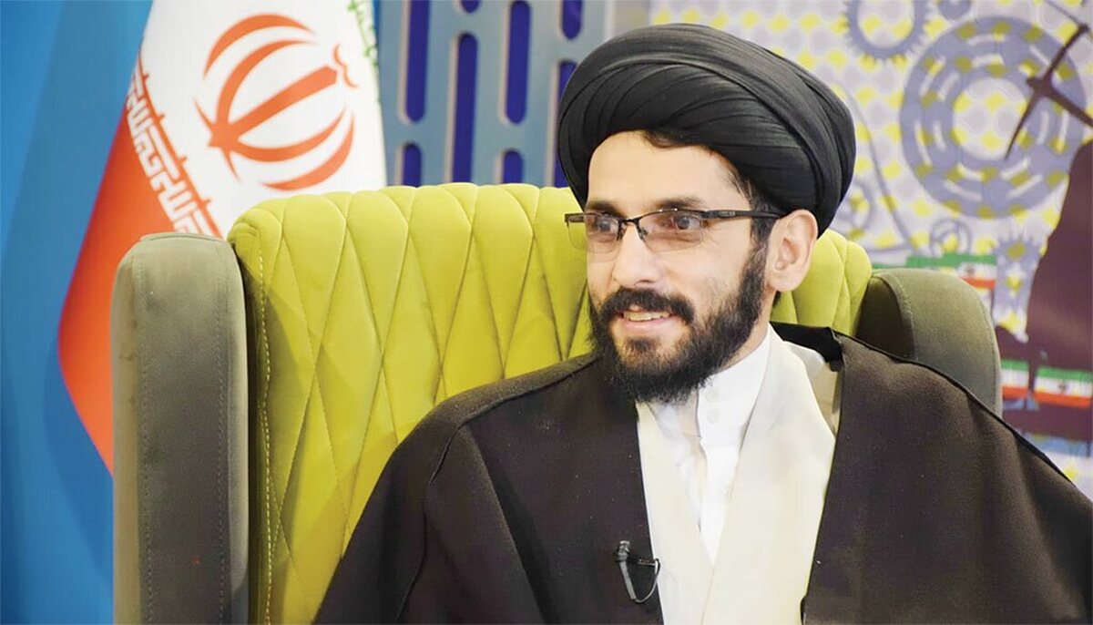 حجت‌الاسلام سیدمحمدحسین راجی از نویسندگان و پژوهشگران پرکار سال‌های اخیر در کشورمان است که عمدتا به‌دلیل تبیین دستاوردهای جمهوری اسلامی و پاسخ به شبهات تاریخی و سیاسی شناخته می‌شود. این نویسنده در کنار فعالیت‌های کتابی، تلاش دارد با سخنرانی در مجامع عمومی و رسانه‌ای نیز به تبیین اهداف و دستاوردهای انقلاب اسلامی و روشنگری درباره دوران ستمشاهی بپردازد.