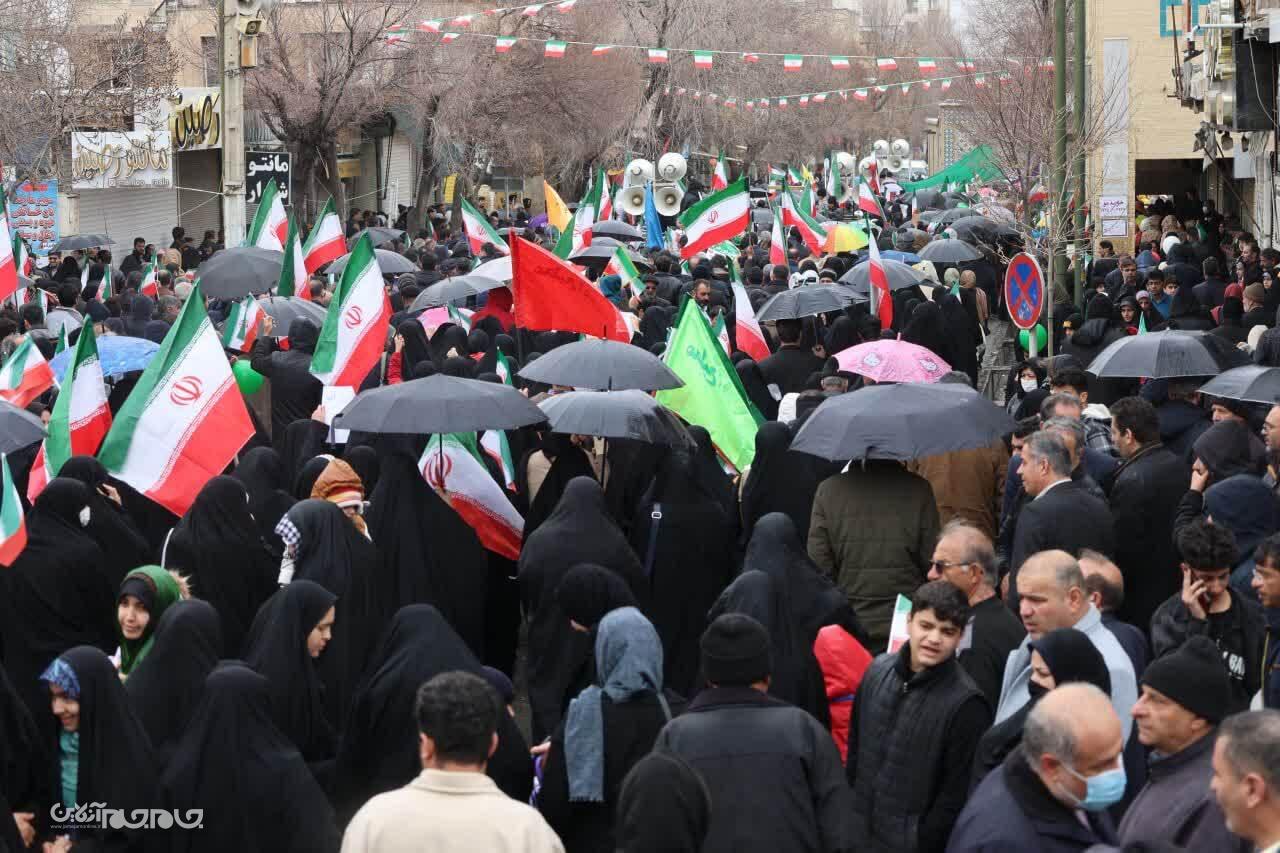 حماسه آفرینی مردم چهارمحال و بختیاری در راهپیمایی ۲۲ بهمن