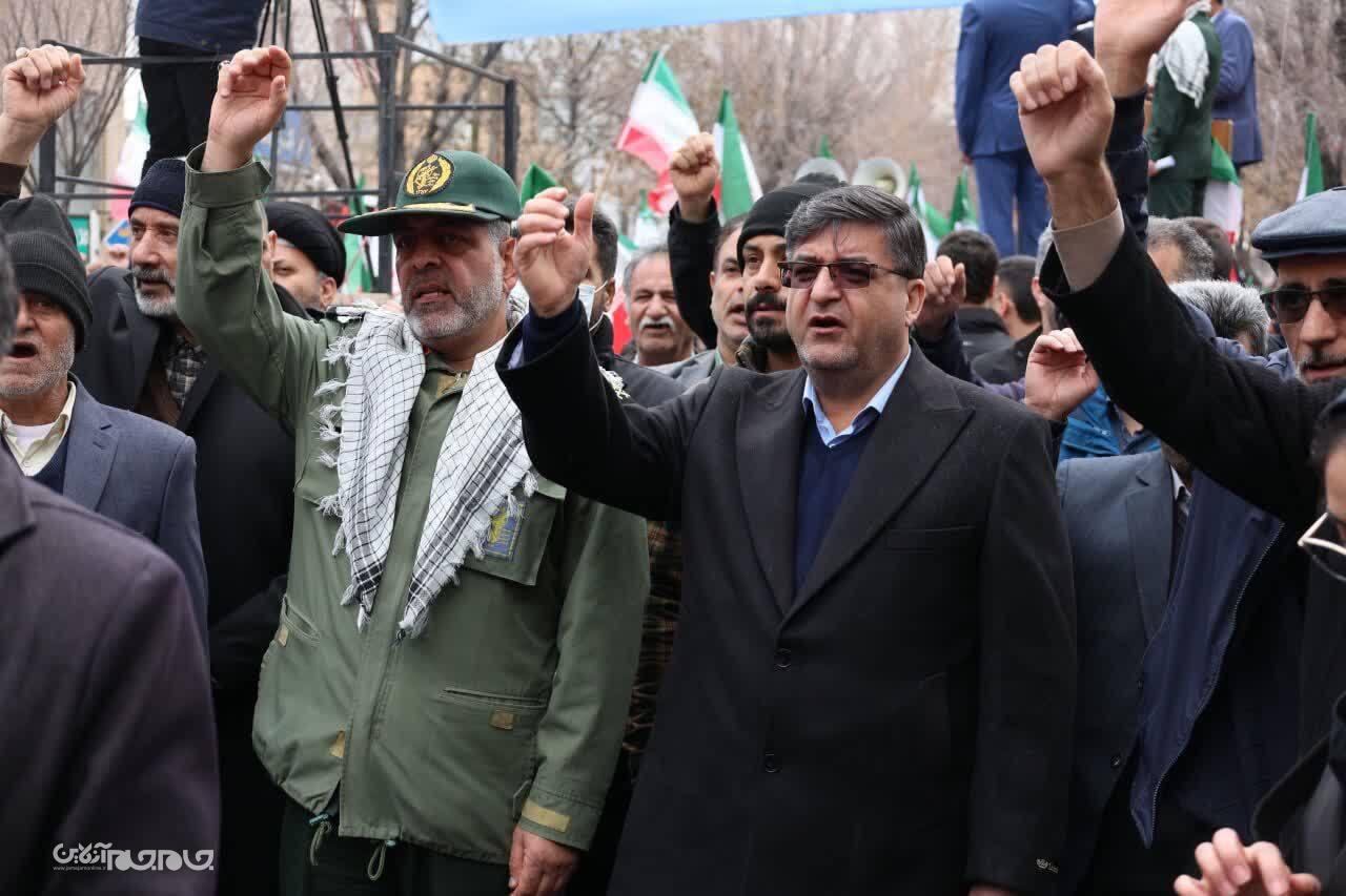 حماسه آفرینی مردم چهارمحال و بختیاری در راهپیمایی ۲۲ بهمن