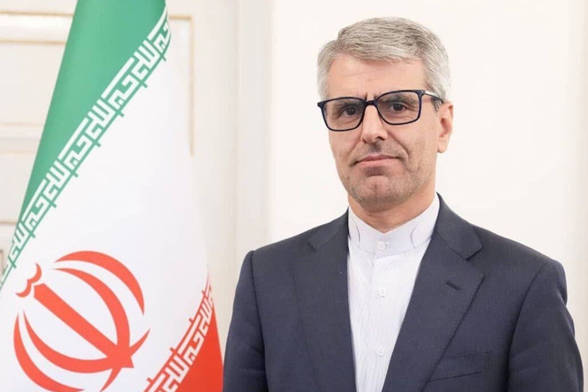 سخنگوی وزارت امور خارجه تاکید کرد: بار‌ها گفته‌ایم که آماده گفت‌و‌گو درباره سطح غنی‌سازی و میزان ذخایر هستیم، اما حقوق ما که در چارچوب معاهدات بین‌المللی به رسمیت شناخته شده، باید محترم شمرده شود.