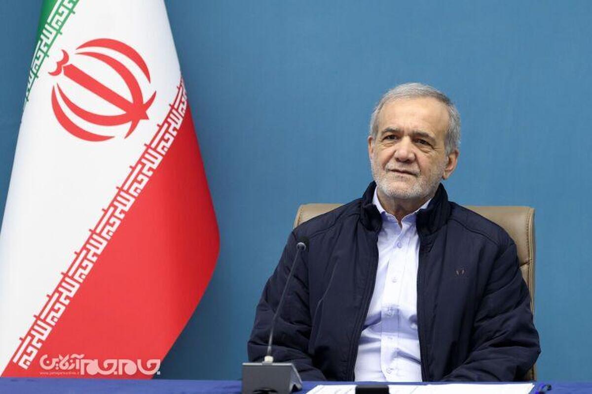 رئیس‌جمهور با تاکید بر ضرورت تامین انرژی و حل مشکلات در این بخش، گفت: اگر نتوانیم انرژی مورد نیاز فعالان اقتصادی و تولید کنندگان را تامین کنیم، مشکلات حل نمی شود و در این شرایط دستیابی به توسعه و پیشرفت در کشور امکان پذیر نخواهد بود.