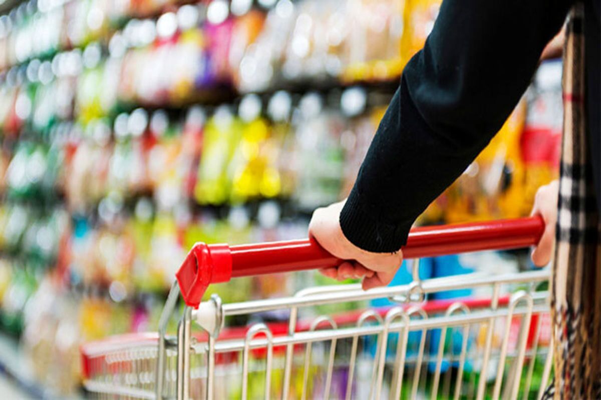 با نزدیک شدن به ماه مبارک رمضان و تعطیلات نوروزی، طرح نظارتی ویژه بازار در استان البرز آغاز شد. مدیرکل تعزیرات حکومتی البرز اعلام کرد این برنامه با هدف ساماندهی بازار، جلوگیری از تخلفات صنفی و صیانت از حقوق مصرف‌کنندگان اجرا می‌شود.