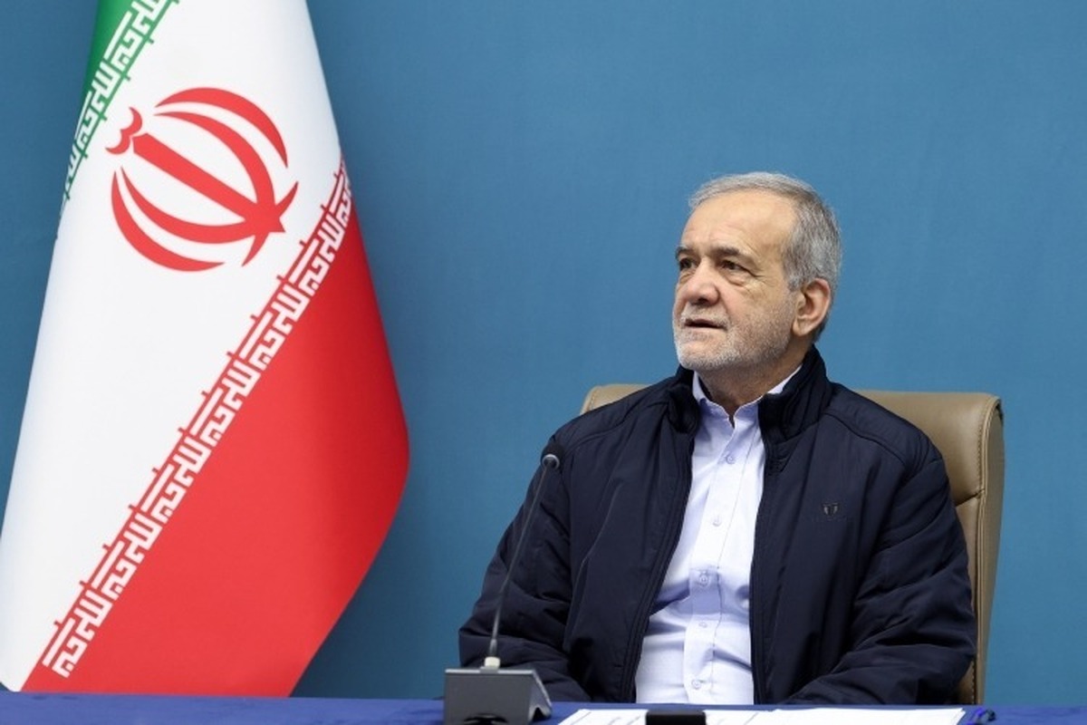 سران ۱۴ کشور دیگر جهان در پیام‌هایی جداگانه، چهل و هفتمین سال پیروزی انقلاب اسلامی را به رئیس جمهور تبریک گفتند.