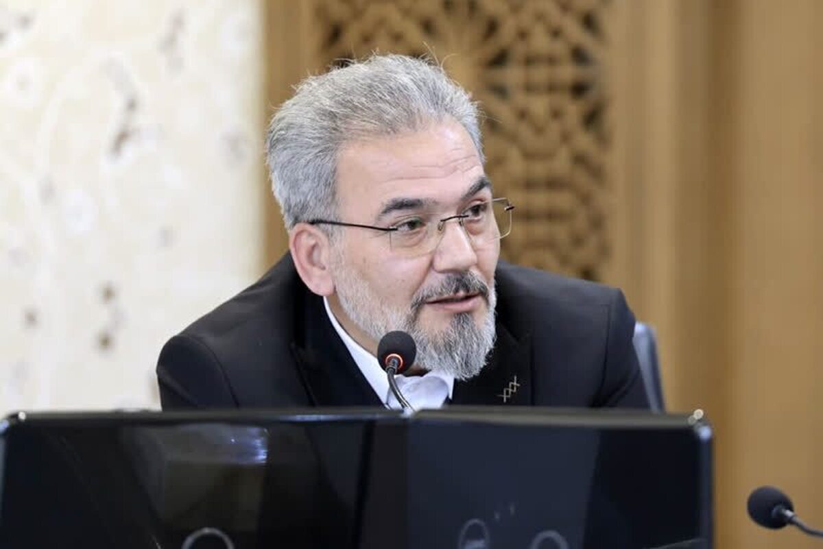 اصفهان با عبور از تمامی رقبای داخلی، رتبه نخست سرمایه‌گذاری گردشگری کشور را از آن خود کرد. هم‌اکنون ۱۷۰ پروژه عظیم با حجم سرمایه‌گذاری ۷۰ هزار میلیارد تومان در حال اجراست که با افتتاح ۴ هتل پنج‌ستاره در آینده‌ای بسیار نزدیک، نقشه گردشگری ایران شاهد یک جهش تاریخی در قلب اصفهان خواهد بود.