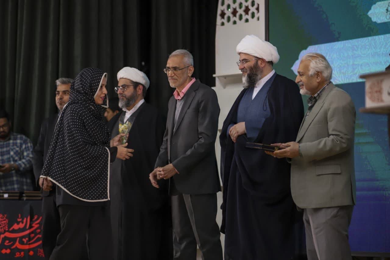 موکب و موکب‌داری بخشی از هویت خوزستان است / هنرمندان به فکر تولید آثار موثر فرامرزی باشند