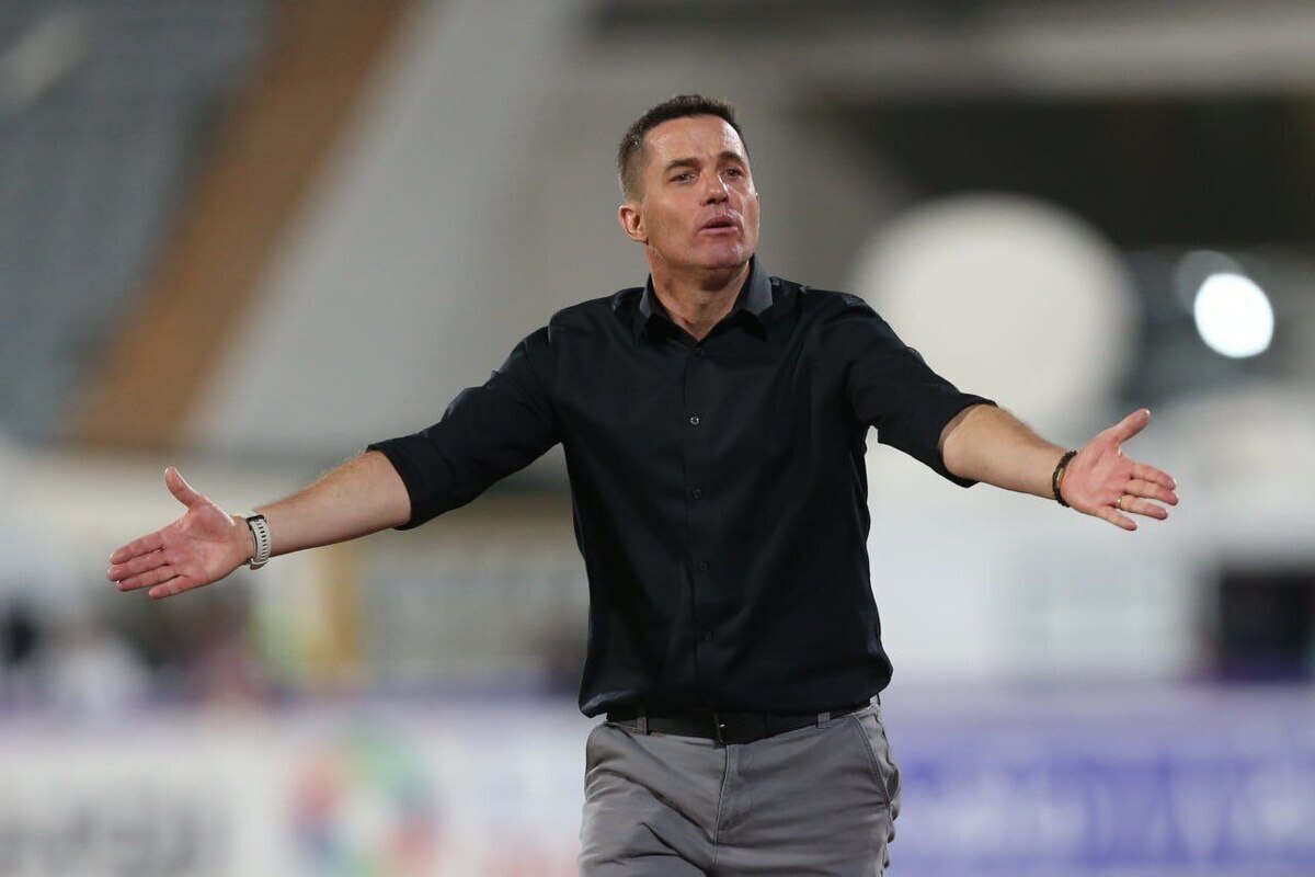 اوسمار ویرا پس از برگزاری جلسه با مدیرعامل پرسپولیس سوء تفاهماتش برطرف شد.