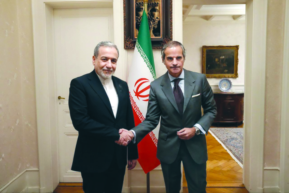 در آستانه برگزاری دور جدید مذاکرات هسته‌ای غیرمستقیم میان جمهوری اسلامی ایران و آمریکا، تحرکات دیپلماتیک در ژنو وارد مرحله‌ای تازه شده است‌؛ مرحله‌ای که در آن، تهران با ترکیبی از احتیاط راهبردی، بی‌اعتمادی و رویکردی نتیجه‌محور تلاش دارد مسیر پیچیده دیپلماسی هسته‌ای را بار دیگر فعال کند.