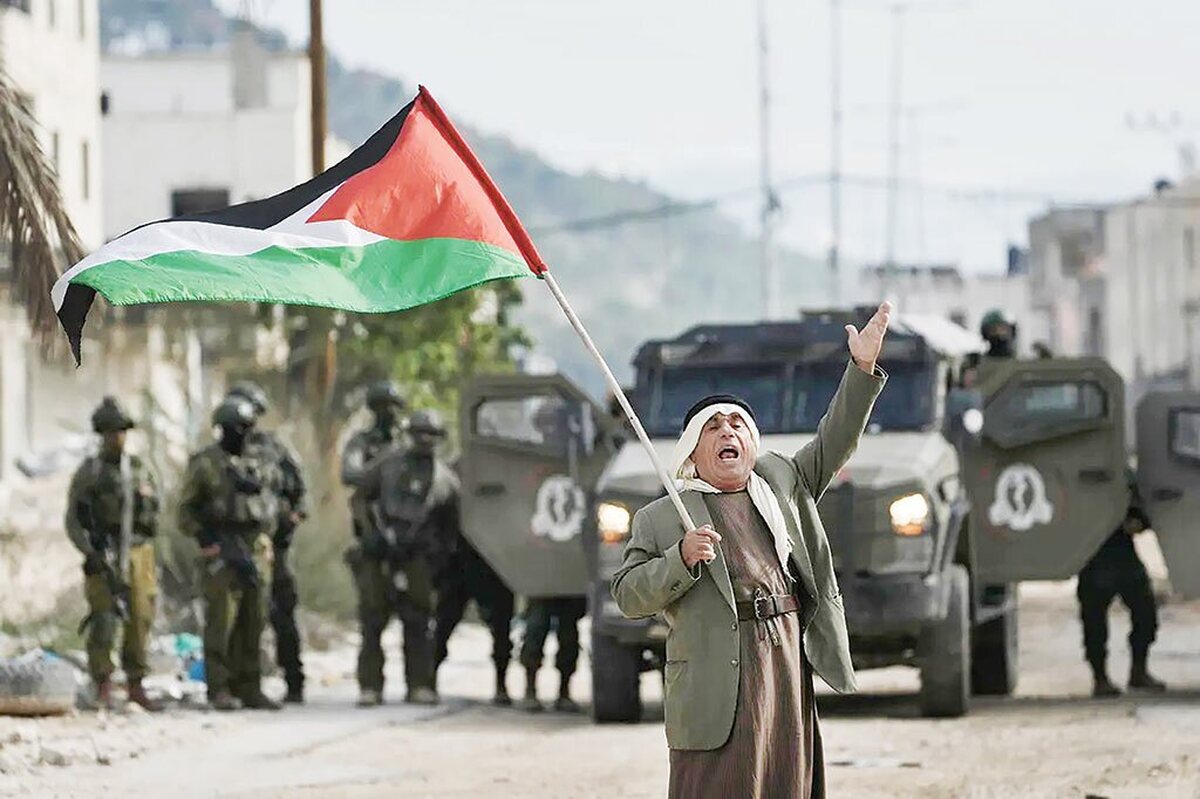 منابع انسانی ارتش اشغالگر رژیم‌صهیونیستی به‌واسطه دو سال و چهار‌ماه تعرض تمام‌عیار به باریکه غزه، با کمبود ۱۲هزار نیروی تازه‌نفس مواجه است و کابینه جنگ تل‎‌آویو صفوف تهی نظامیان را با یهودیان حریدی پرخواهد کرد اما روند فراخوان این گروه دینی رادیکال اراضی اشغالی به آشوب خیابانی کشیده شده به‌طوری‎‌که دانی لوی، رئیس‌‎پلیس رژیم در بیانیه‌ای این اتفاقات را شورش افسارگسیخته‌ای فراتر از تمامی خطوط قرمز توصیف کرد.