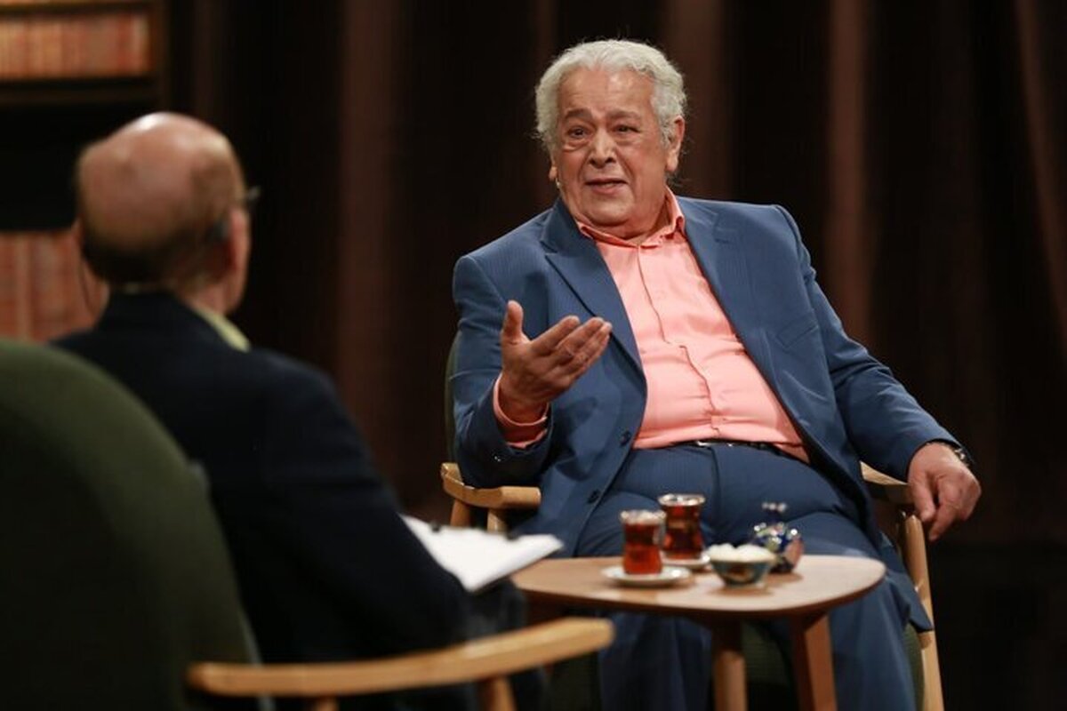 رضا فیاضی بازیگر سینما، تلویزیون و تئاتر بار دیگر به «چهل‌تیکه» می‌آید.