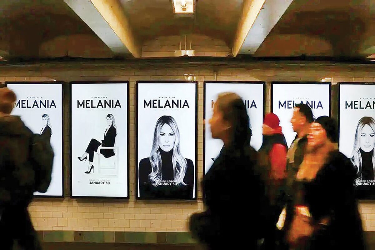 با وجود تبلیغات انبوه طرفداران دونالد ترامپ برای مستند گران‌قیمت و تبلیغاتی «ملانیا»، عدم توجه عمومی تماشاگران سینما به آن باعث یک آبروریزی تازه برای کاخ‌سفید‌نشینان شده است. فیلم که به ادعای طرفداران ترامپ قرار بود به یکی از موفق‌ترین و پرفروش‌ترین محصولات مستند سینما تبدیل شود، در عالم واقعیت یک شکست سخت تجاری خورده است.