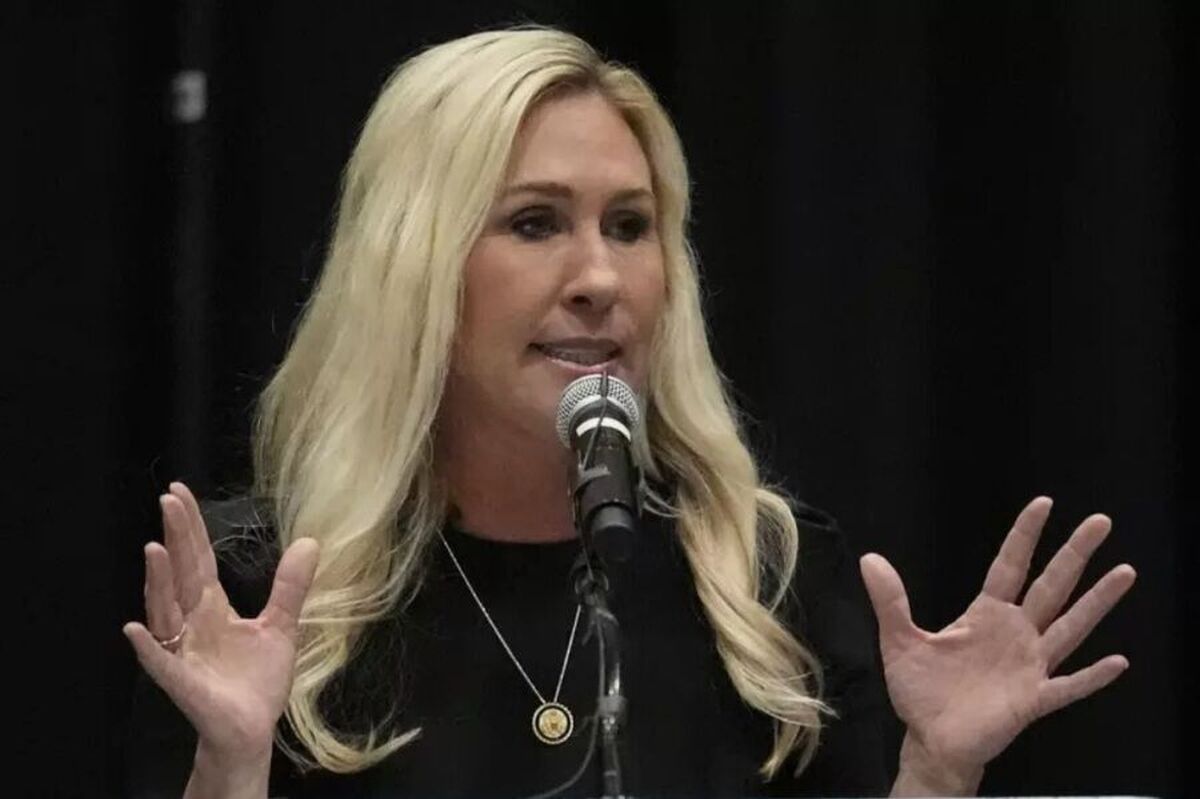 «مارجوری تیلور گرین» نماینده سابق  جمهوری‌خواه ایالت جورجیا و از حامیان سابق و مخالفان امروز رئیس جمهوری آمریکا، به سیاست خارجی دونالد ترامپ به ویژه علیه جمهوری اسلامی ایران بشدت تاخت و از او خواست بر بهبود شرایط اقتصادی و معیشتی آمریکایی ها تمرکز کند.