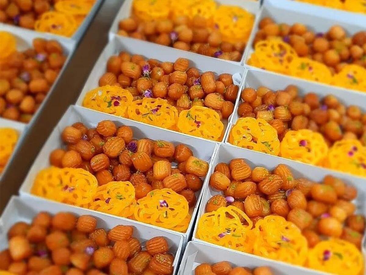 مدیرکل صنعت، معدن و تجارت استان البرز از تصویب قیمت هر کیلوگرم زولبیا و بامیه درجه یک ویژه ایام پیش‌رو خبر داد و اعلام کرد: این قیمت در سراسر استان ۴۰۰ هزار تومان خواهد بود.