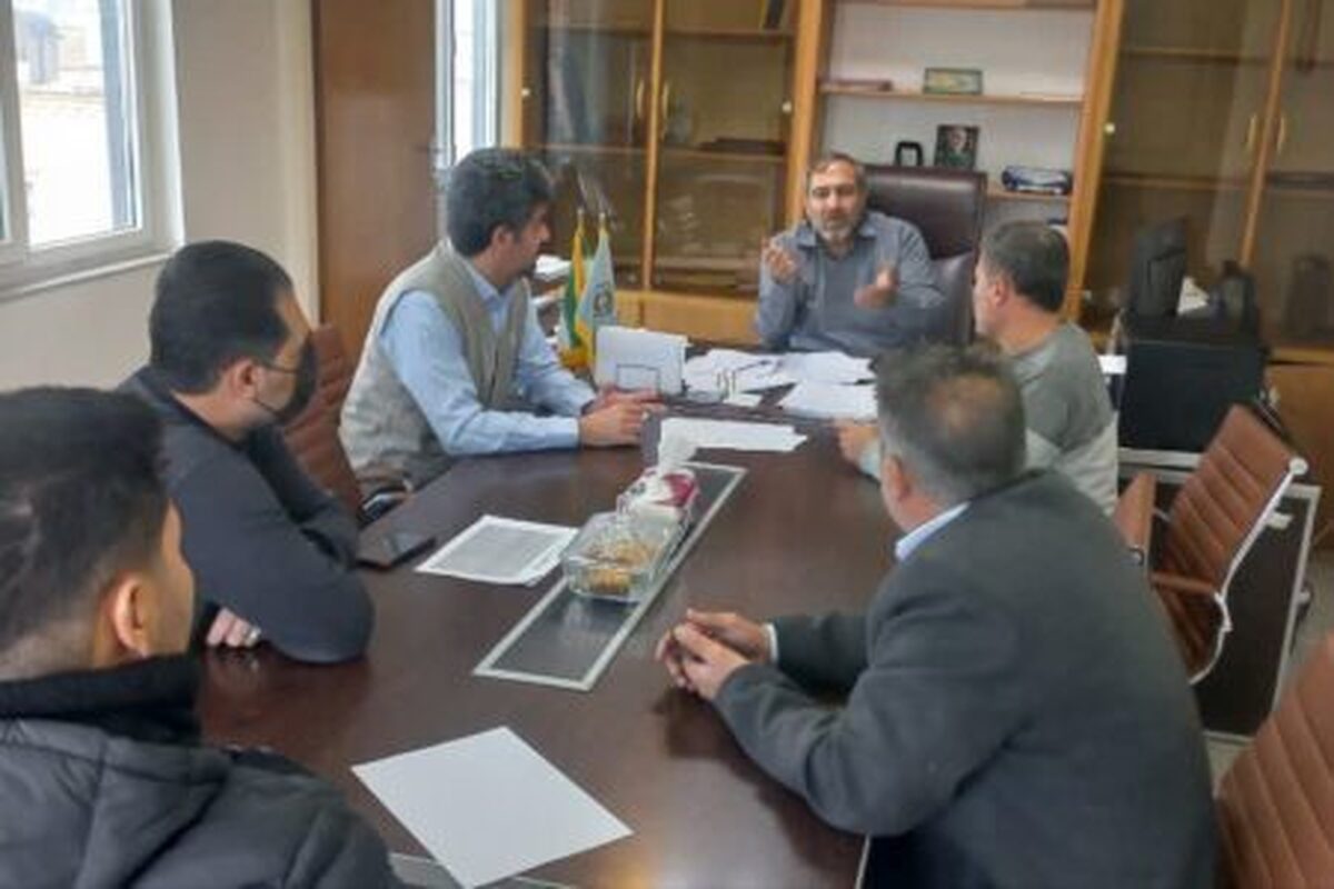 مدیر بنیاد مسکن اسدآباد از واگذاری زمین جوانی جمعیت در روستاهای اسدآباد خبر داد‌.