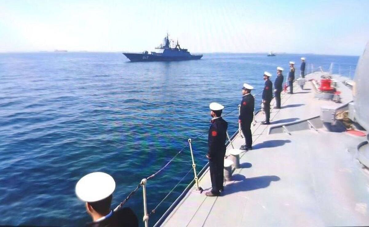 رزمایش مرکب دریایی نیرو‌های دریایی جمهوری اسلامی ایران و فدراسیون روسیه با بدرقه ناو بالگردبر «استویسکی» نیروی دریایی فدراسیون روسیه به کار خود پایان داد.