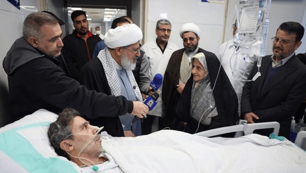 نمایندگان رهبر انقلاب در منازل برخی از جانبازان