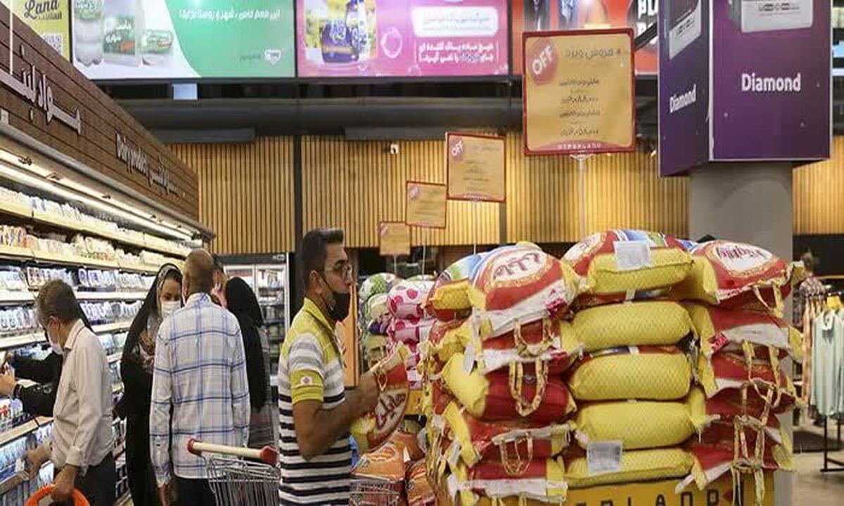 رییس سازمان جهاد کشاورزی قزوین از توزیع گسترده کالا‌های اساسی در سطح استان خبر داد و گفت: چهار هزار و ۸۳۴ تن کالای اساسی طی حدود سه هفته گذشته در استان توزیع شده است.