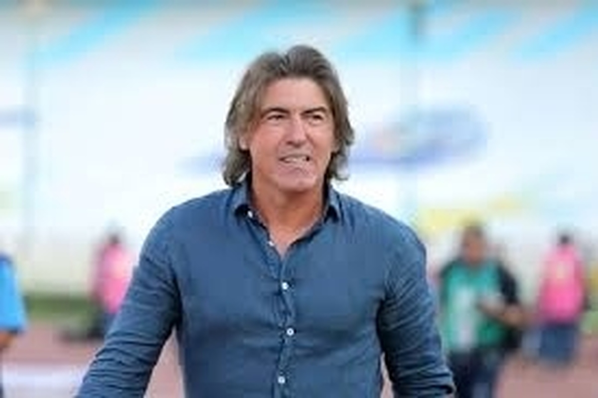 یک اتفاق عجیب در رختکن استقلال باعث شد تا ساپینتو سرمربی استقلال حتی با وجود پیروزی تیمش مقابل استقلال خوزستان به شدت عصبانی شود.