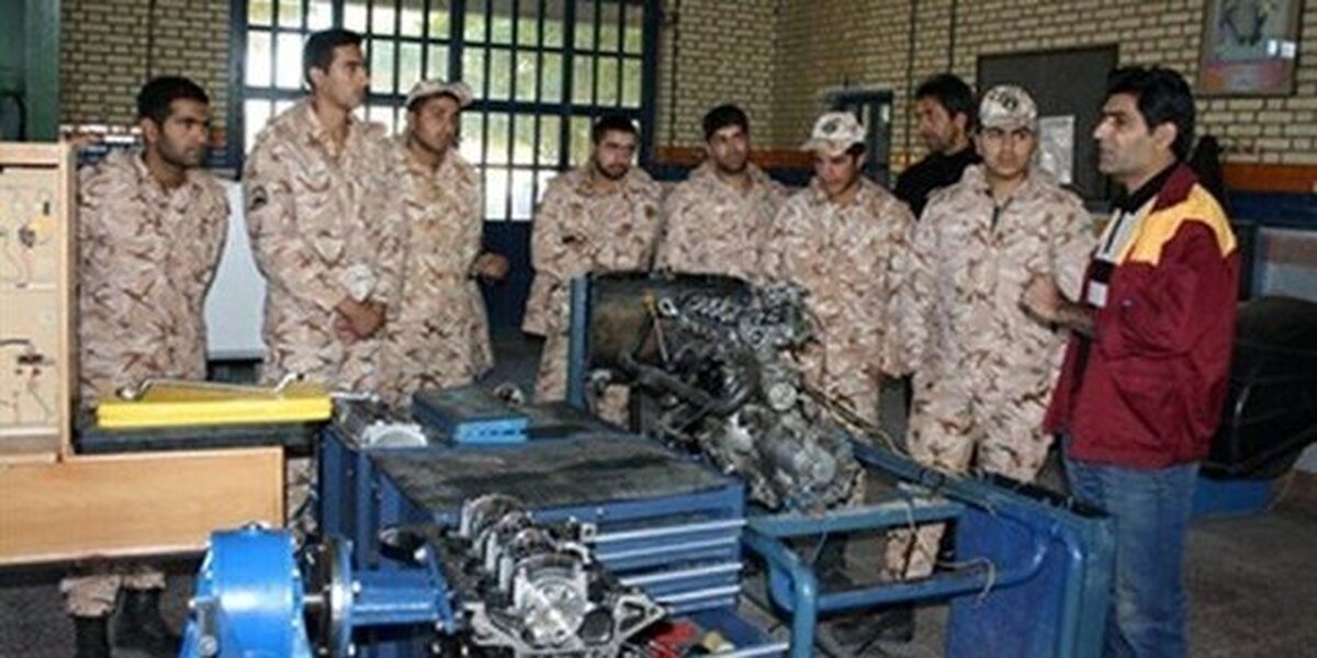 رئیس سازمان آموزش فنی‌وحرفه‌ای از بخشیده شدن غیبت و اضافه خدمت سربازان ماهر خبر داد و گفت: این سازمان برای آموزش  مهارت‌های فنی به مشمولان غایب و غیرغایب در سراسر کشور آمادگی دارد.