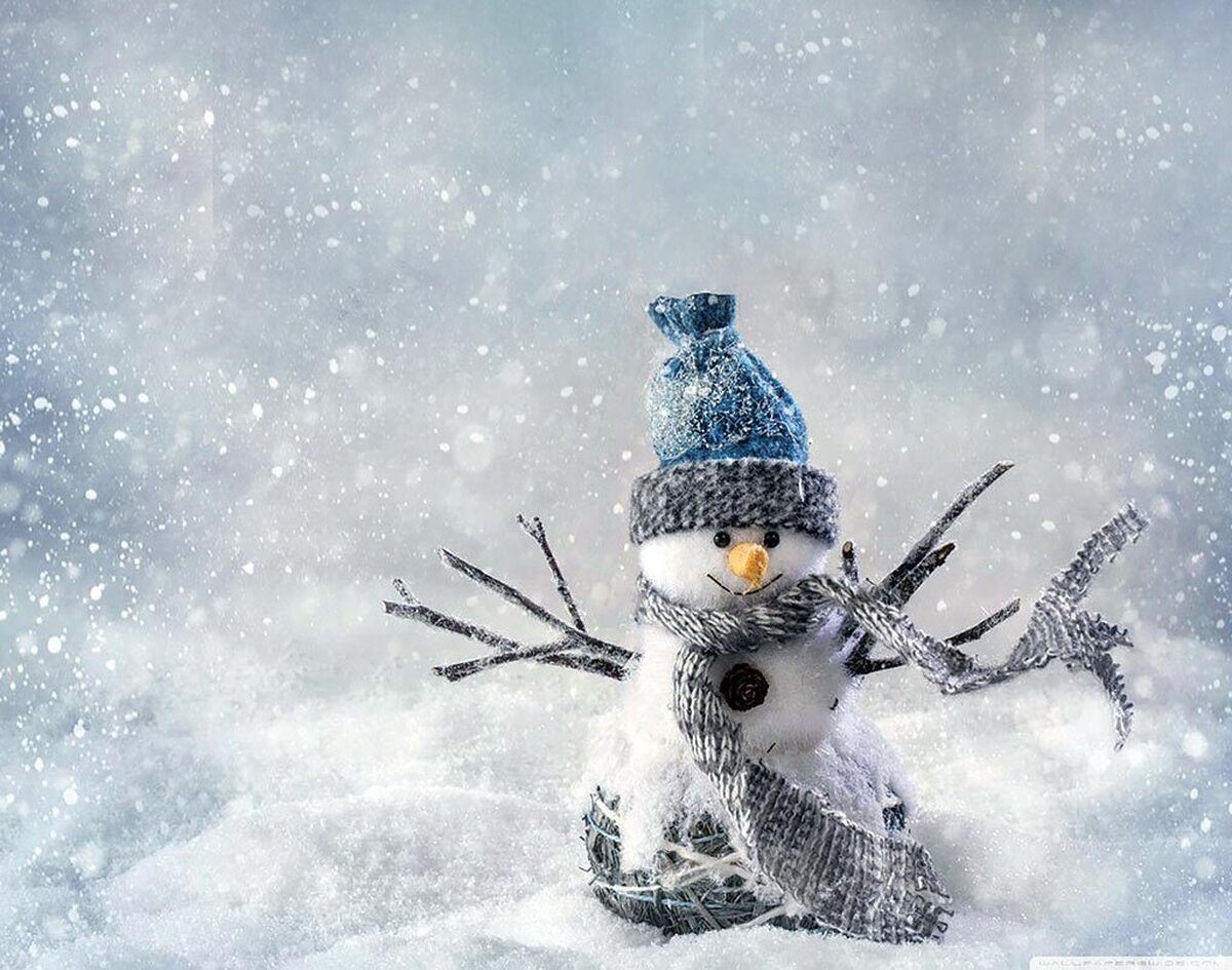 اگر اغراق نباشد، می‌شود گفت در آن حلقه تنگ چند درصدی انسان‌هایی قرار می‌گیرند که خاطرات سه الی چهار سالگی‌شان را هنوز به‌خاطر‌دارند.