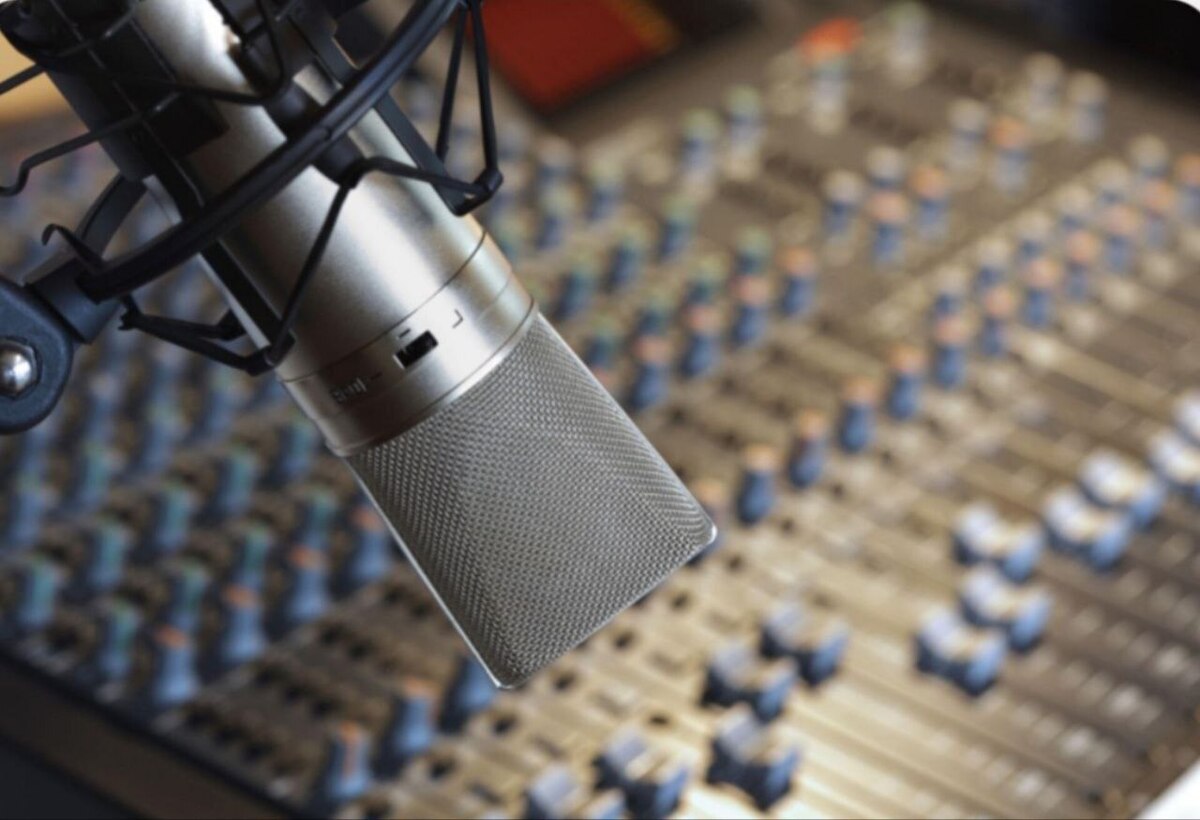 تهیه‌کننده برنامه «پیام همدلی» رادیو پیام گفت: این برنامه با هدف بازتاب فعالیت‌های گروه‌های جهادی کشور، ویژه جوانان و دانشجویان مومن و انقلابی، کمک به محرومان و رفع مشکلات معیشتی، عمرانی و درمانی آنان را منعکس می‌کند و تلاش دارد تصویری واقعی از تلاش‌های خیرخواهانه در سراسر کشور ارائه دهد.