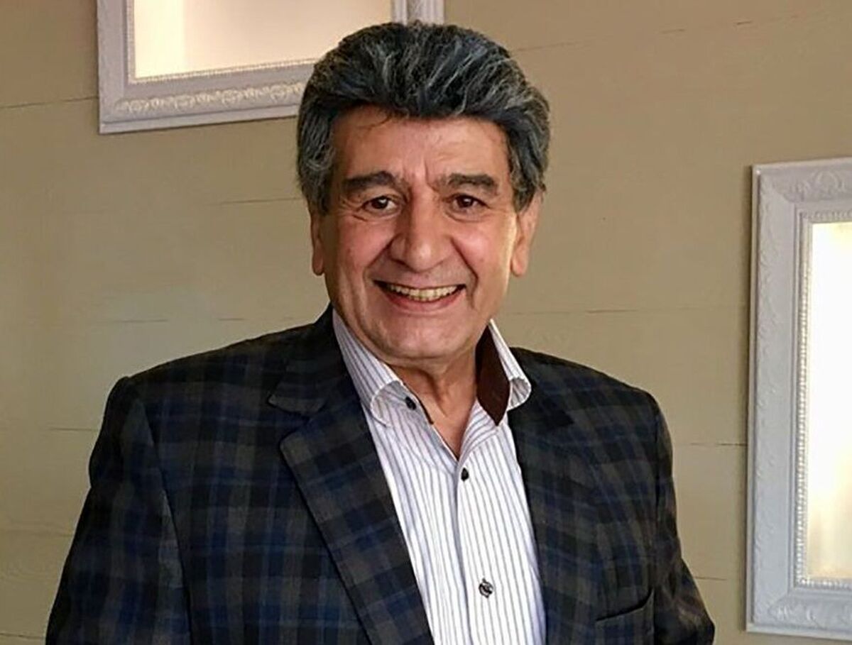 امروز اول اسفند ماه سالروز درگذشت یکی از دوست داشتنی ترین شخصیتهای گویندگی، دوبله و هنر این کشور است، زنده یاد منوچهر والی زاده.