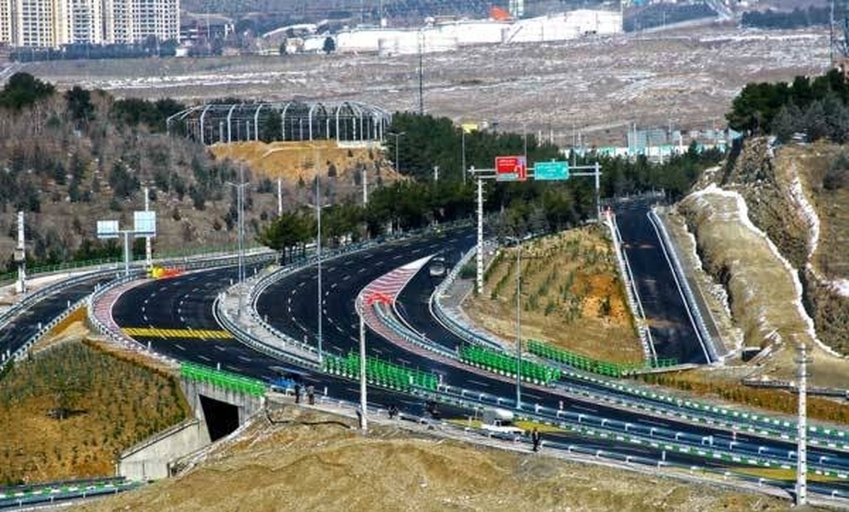 رئیس اداره مهندسی ترافیک پلیس راهور تهران بزرگ گفت: بزرگراه شهید باقری امشب مسدود می شود.